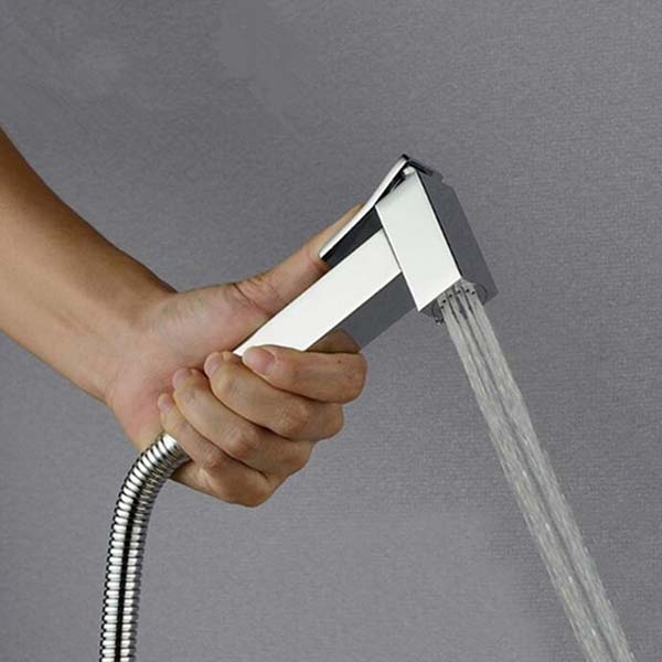 luu-y-khi-dung-voi-xit-ve-sinh