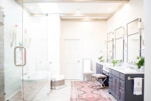 Phong tam co bon anh 11